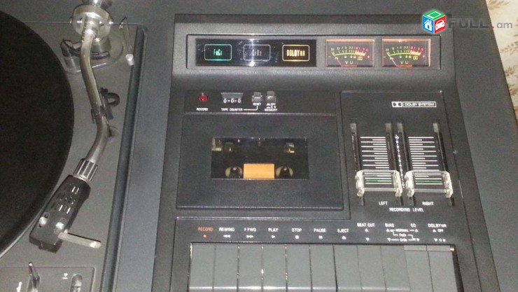 SANYO stereo  Երաժշտական կենտրոն (kombaen)  2 x 25 Vatt 8 Om Ճապոնական