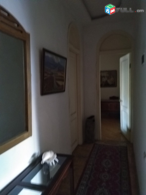 VACHARVUM  E  5 SEN  KENTRON  ABOVYAN  3/2  STALINKA