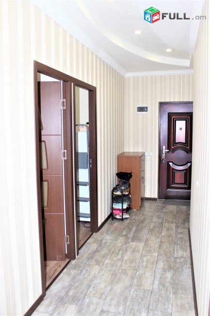 4 սենյականոց բնակարան նորակառույց շենքում, 8-րդ Մասիվ, For sale, Կոդ C1213 