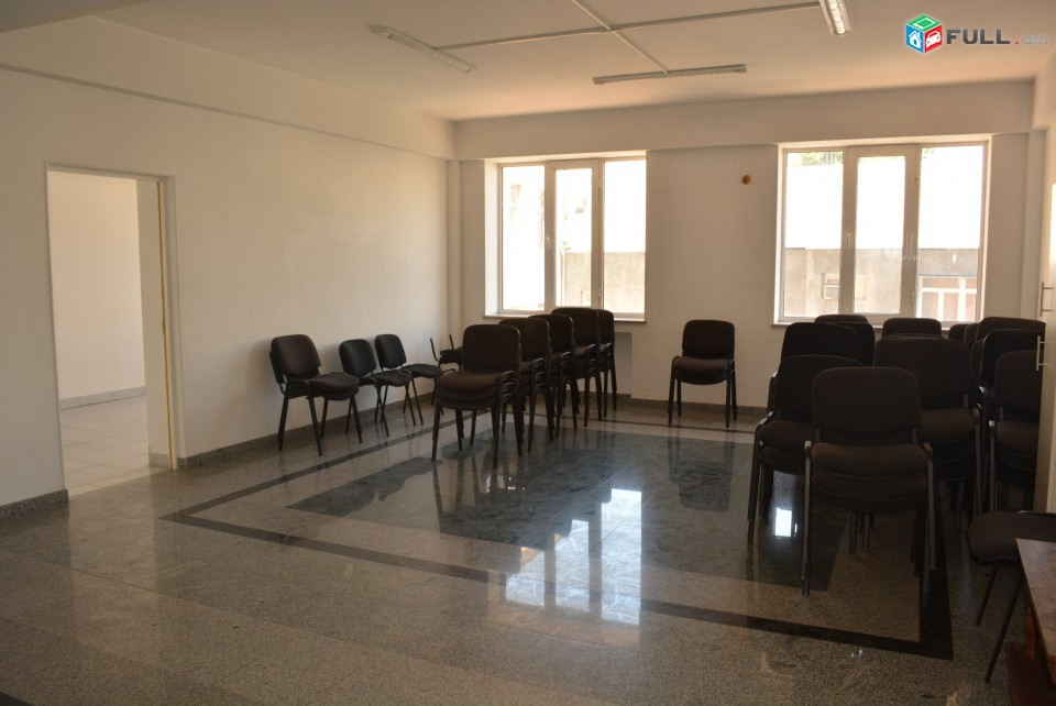 Գրասենյակային տարածք, փոքր կենտրոն կենտրոնում, 175 ք.մ. for rent Կոդ G1031