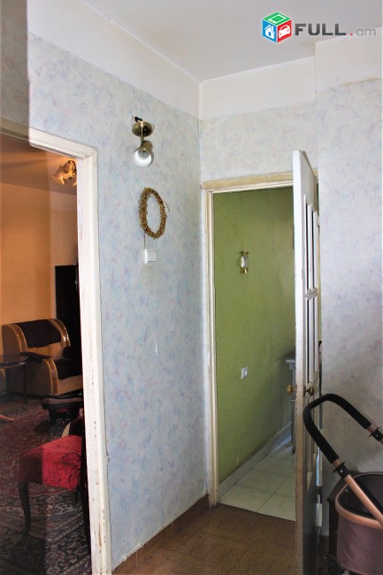 2 սենյականոց բնակարան Ֆրիկի փողոցում, 67 ք.մ., նախավերջին հարկ, կոսմետիկ վերանորոգում For sale Կոդ C1262