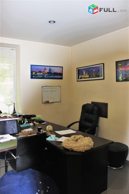 Գրասենյակային տարածք Սայաթ-Նովայի պողոտայում կենտրոնում, 56 ք.մ. For rent Կոդ G1398