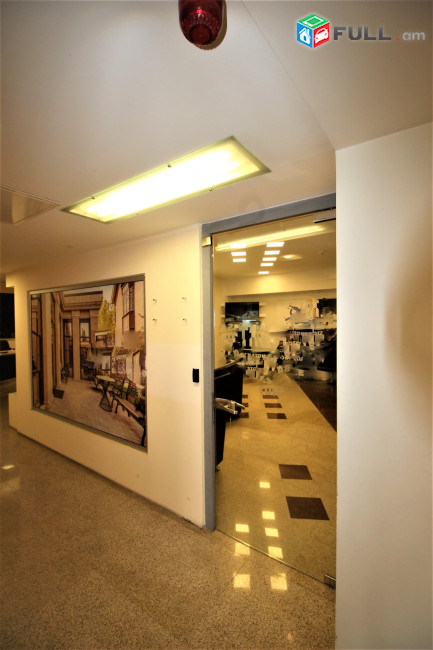Գրասենյակային տարածք կենտրոնում,Հանրապետության փողոց, 30քմ, for rent, Կոդ G1464