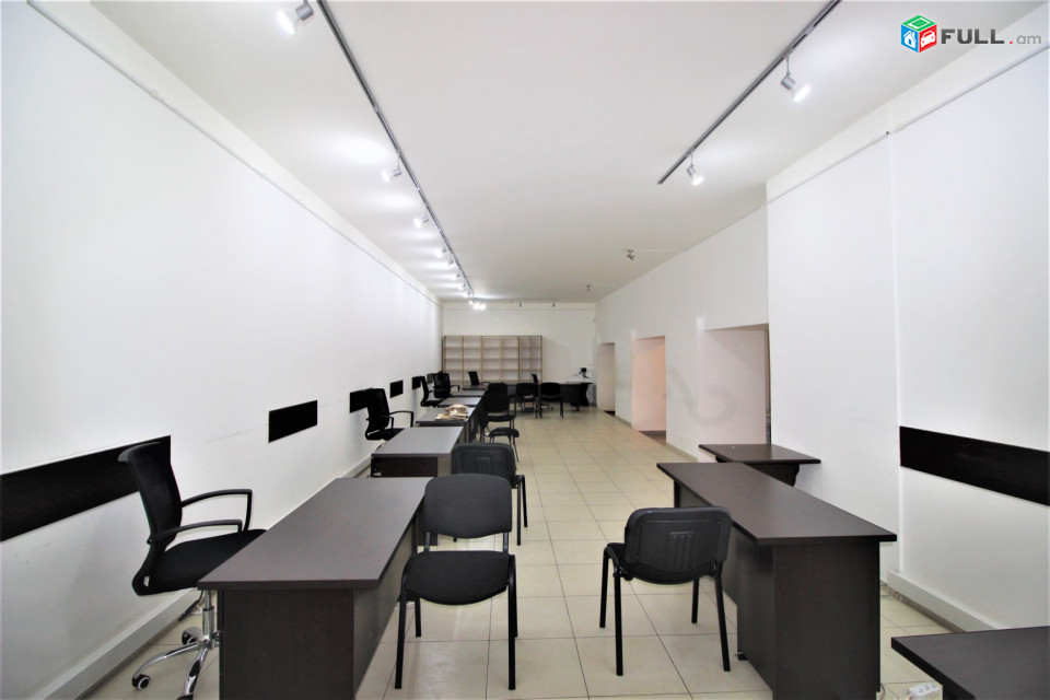 Գրասենյակային տարածք Վարդանանց փողոցում կենտրոնում, 220 քմ, office for rent, Կոդ G1469