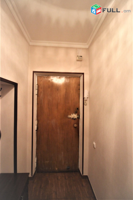 Աբովյան փողոց, 2 սենյականոց բնակարան,70քմ,3/5 հարկ, For rent, Կոդ B1228