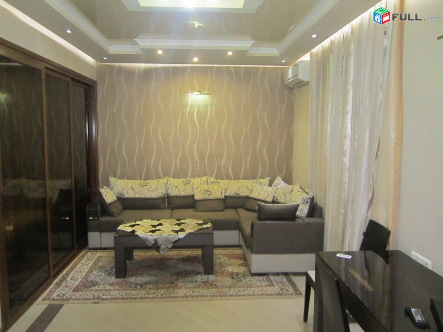 Նալբանդյան փողոց,2 սենյականոց բնակարան,42քմ, for rent,Կոդ B1173