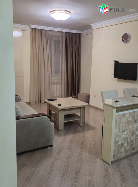 Վարձով է տրվում 2 սենյականոց բնակարան։ for rent կոդ B1239