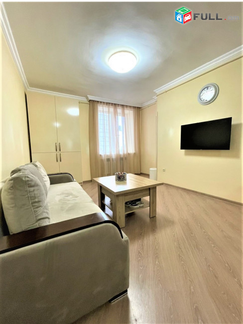 Վարձով է տրվում 2 սենյականոց բնակարան։ for rent կոդ B1239