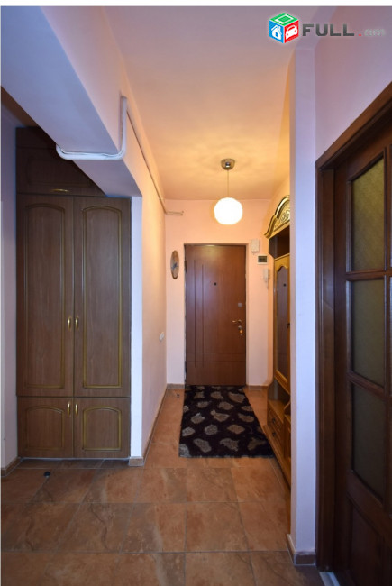 Ամիրյան փողոց,1 սենյականոց բնակարան,42 ք.մ., for rent, Կոդ B1277