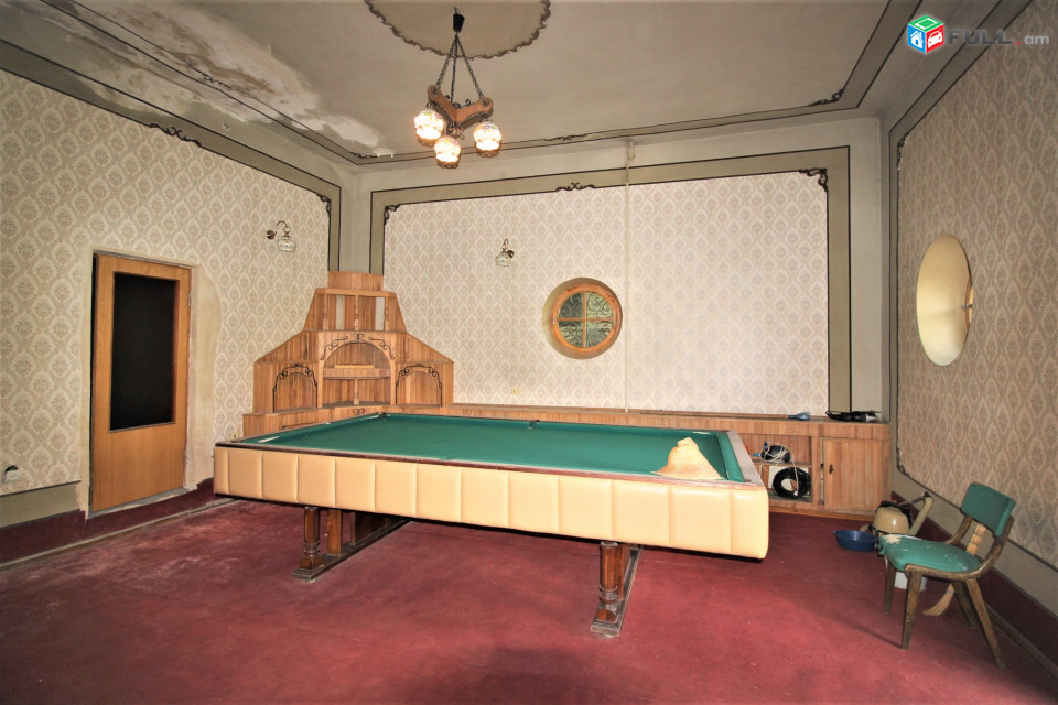Երեք հարկանի տուն Ձորաղբյուրում, 178ք.շմ,for sale, Կոդ C1344