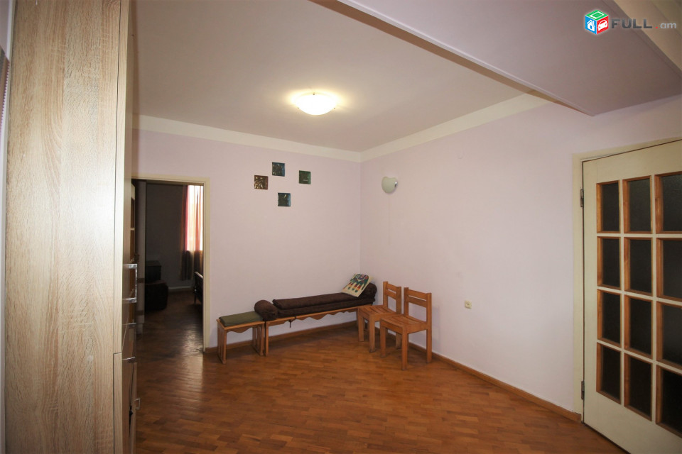 Պարոնյանի փողոց,2 սենյականոց բնակարան,78քմ.,for rent, Կոդ B1281