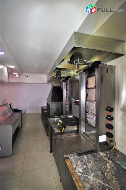 Բազմաֆունկցիոնալ գույք կենտրոնում,42քմ.,for rent,Կոդ G1585
