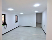 Ամիրյան փողոցում,կենտրոն,35քմ,Գրասենյակային տարածք,for rent,Կոդ G1688
