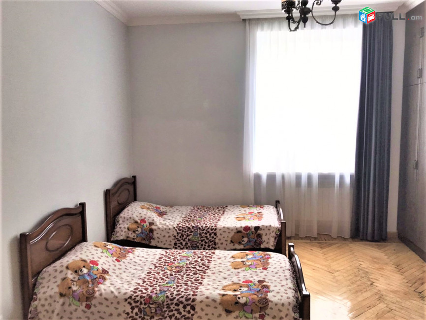 Դերենիկ Դեմիրճյանի փողոց,90քմ,3 սենյականոց բնակարան,for rent,Կոդ B1382