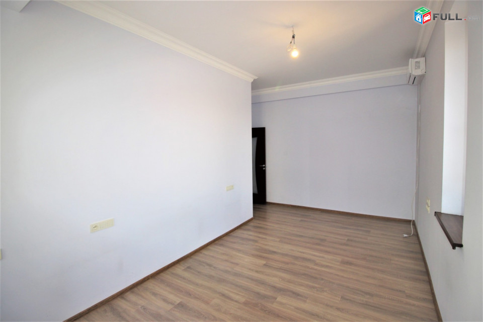 Մարշալ Խուդյակովի փողոց,85քմ,3 սենյականոց բնակարան,for rent,Կոդ B1389