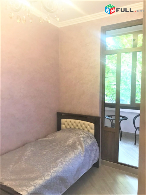 3 սենյականոց բնակարան Սայաթ-Նովայի պողոտայում, 67 ք.մ,for rent,Կոդ B1410