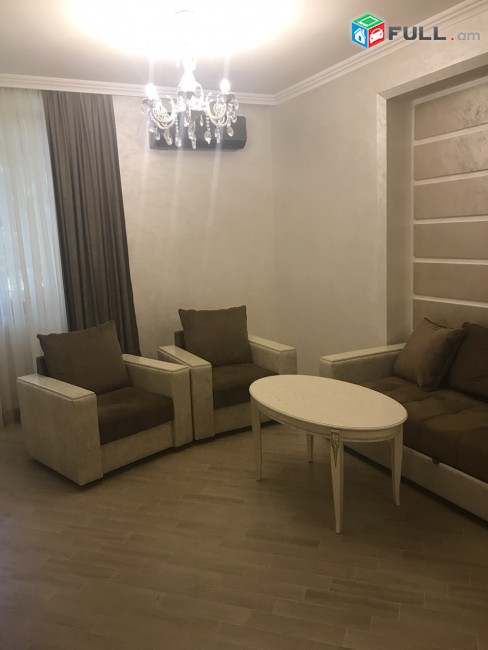 3 սենյականոց բնակարան Սայաթ-Նովայի պողոտայում, 67 ք.մ,for rent,Կոդ B1410