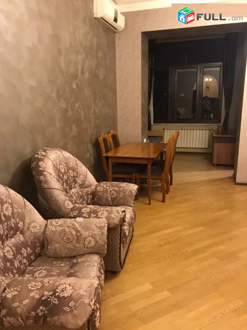 Մոսկովյան փողոց,2 սենյականոց բնակարան ,74քմ.,for rent,Կոդ B1408