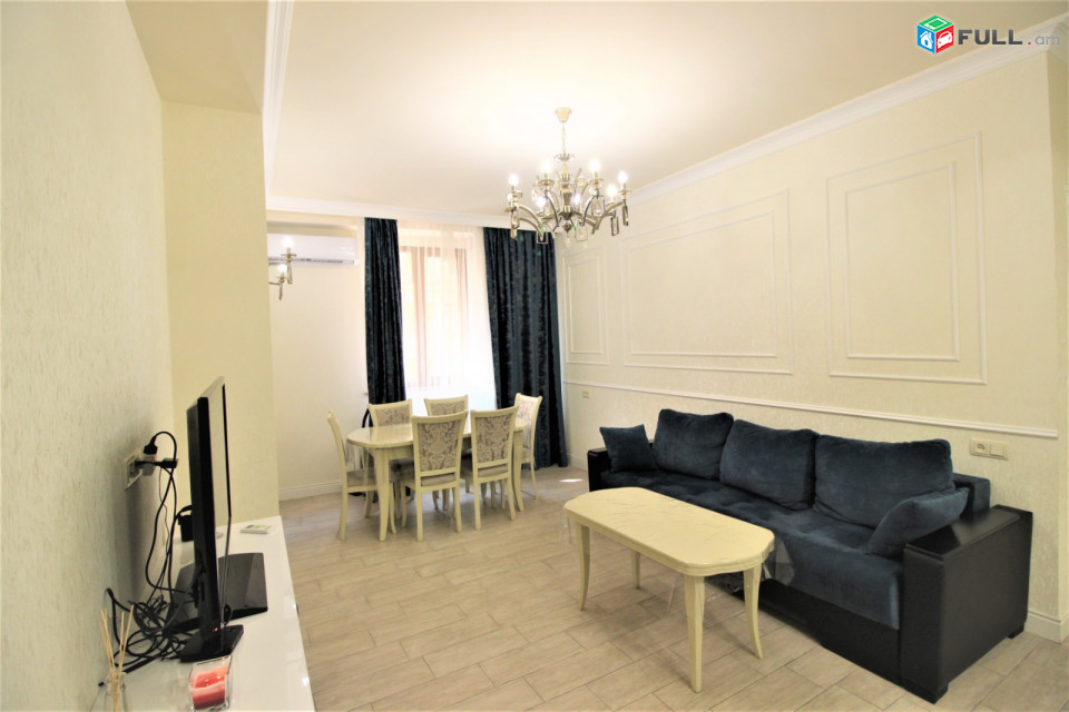 Ամիրյան փողոց,3 սենյականոց բնակարան,84քմ, for rent, Կոդ B1429
