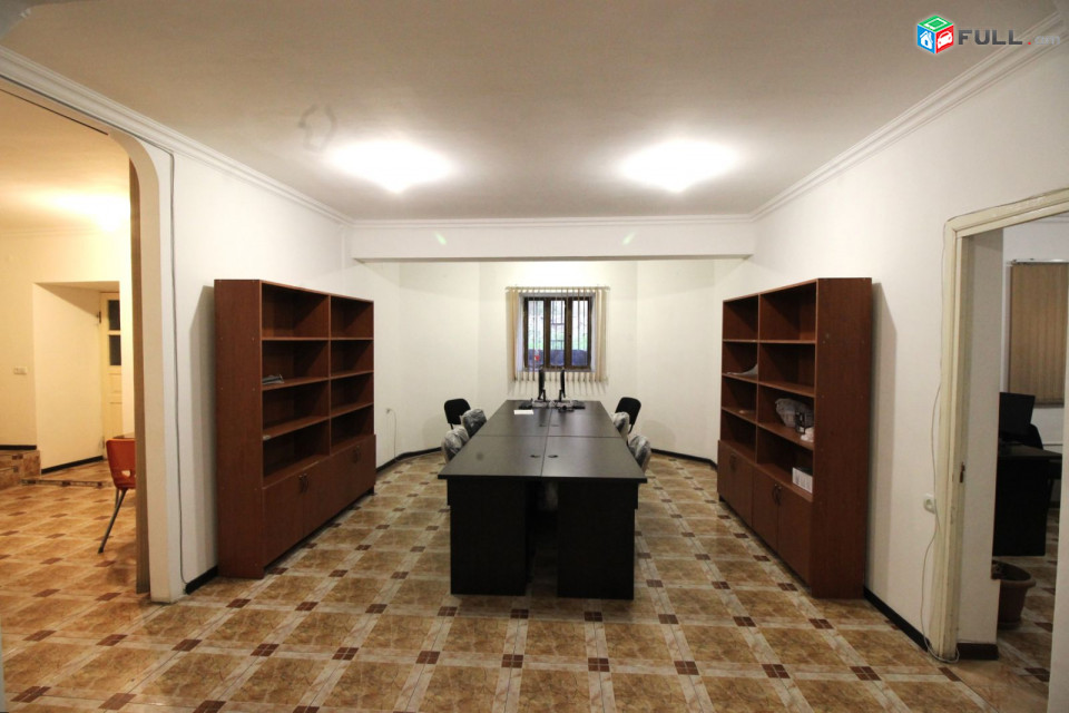 Գրասենյակային տարածք  Բաղրամյան պողոտայում կենտրոնում, 90 քմ, for rent, Կոդ G1959