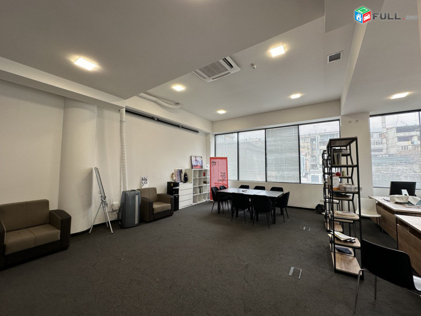 Գրասենյակային տարածք Սայաթ-Նովայի պողոտայում կենտրոնում, 99 ք.մ. կոդ G2003