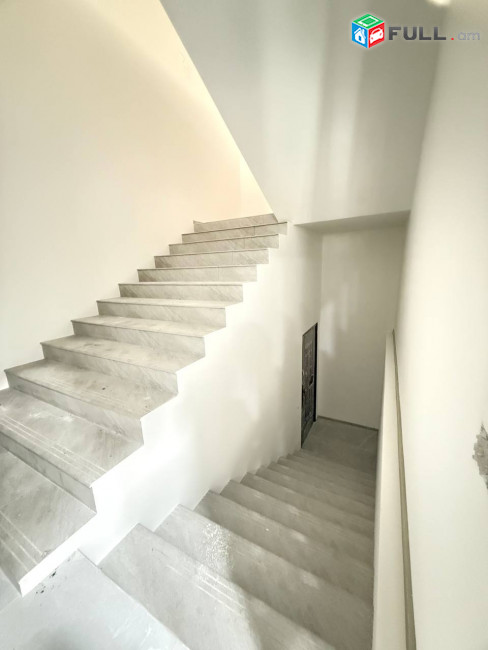 Վարձով կոմերցիոն տարածք։ For rent կոդ G2514