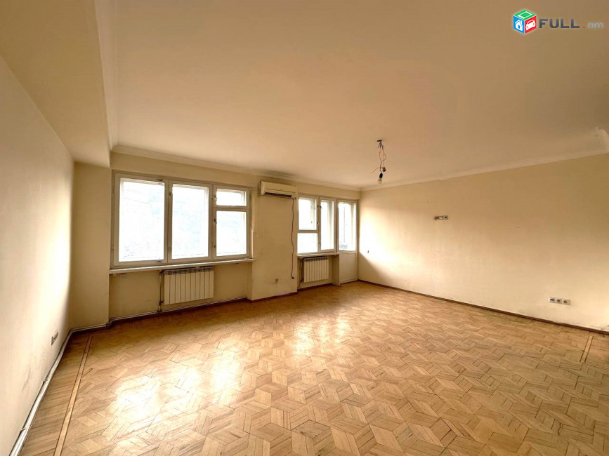 Վարձով է տրվում գրասենյակային տարածք։ For rent կոդ G2571