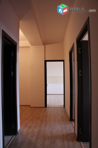 3 սենյականոց բնակարան նորակառույցում, կոդ C1103