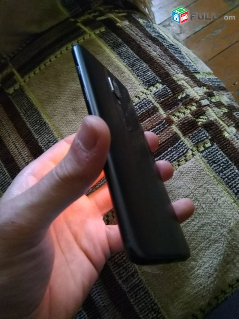 OnePlus 6 8GB / 128GB Gerazanc , Verjnakan gin