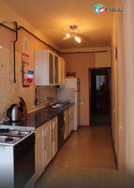 Վաճառվում է 3 սենյականոց բնակարան Արաբկիրում 