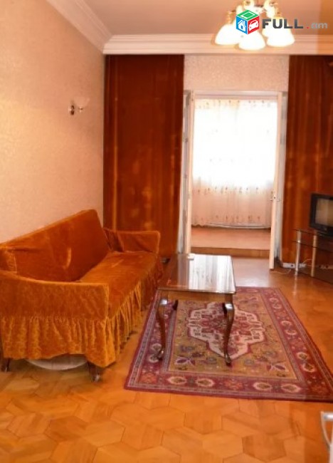 3 սենյականոց բնակարան Չարենցի փողոցում