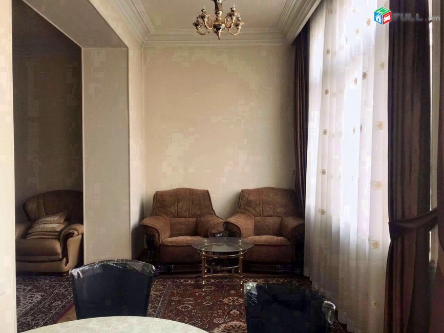 3 սենյականոց բնակարան Չարենցի փողոցում, 93 ք.մ., բարձր առաստաղներ, 3/5 հարկ, կոսմետիկ վերանորոգում