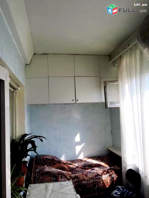 3 (դարձրած 4) սենյականոց բնակարան Բանգլադեշում բաց ավտոտնակով և մեծ նկուղով