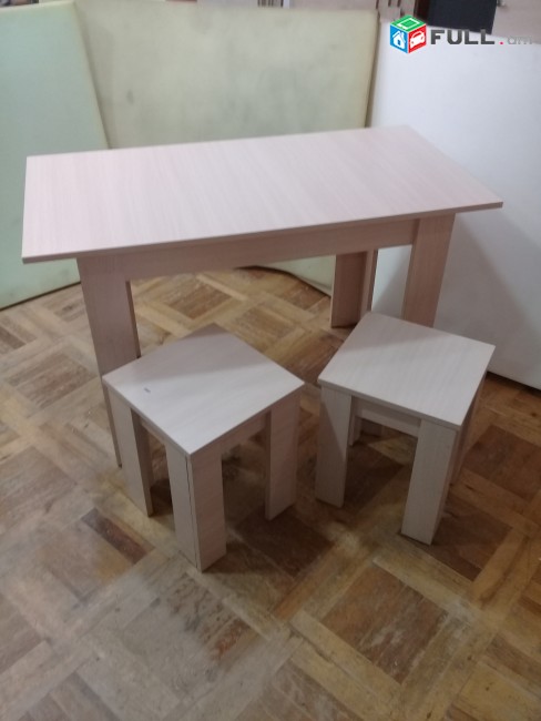 Խոհանոցի սեղան աթոռներ (5)