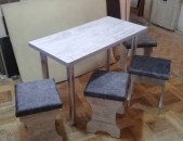 Խոհանոցի սեղան երկաթե ոտքերով + 4 աթոռներ