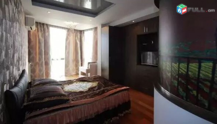 AL5101 Օրավարձով - 3 սենյականոց բնակարան Վազգեն Սարգսյան, Հրապարակի մոտ