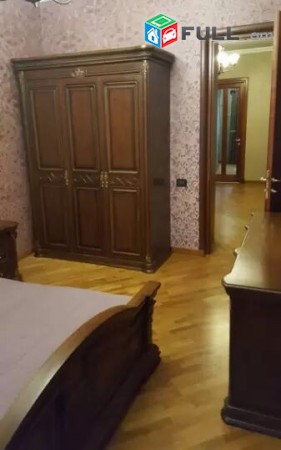 AL7494 Վարձով 3 սենյականոց բնակարան Տերյան փողոց, Մոսկովյան խաչմերուկ