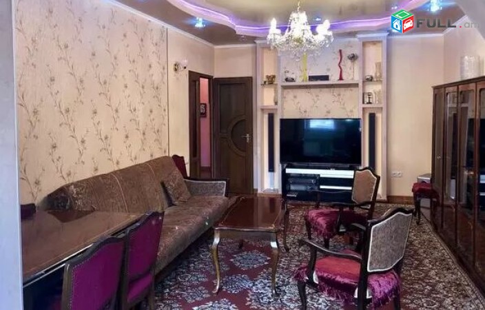 AL8701 Վարձով 3 սենյականոց բնակարան Քաջազնունի փողոցում