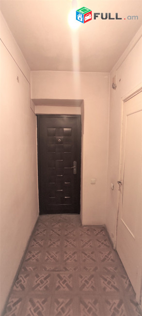 Վաճառվում է, 2+1 սենյականոց բնակարան Գյումրի Երևանյան խճուղի