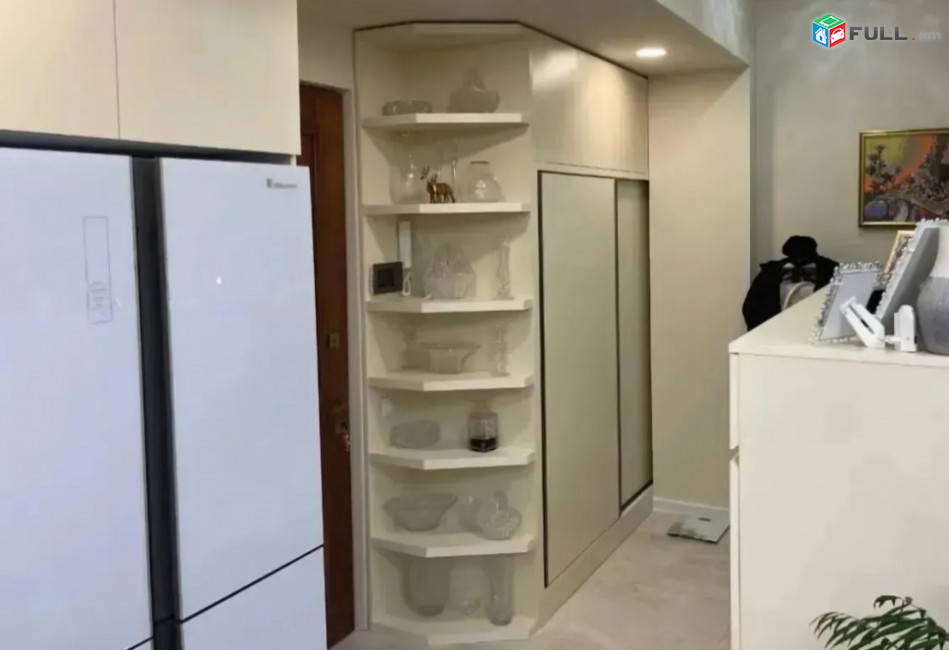Շքեղ կապիտալ վերանորոգված բնակարան 