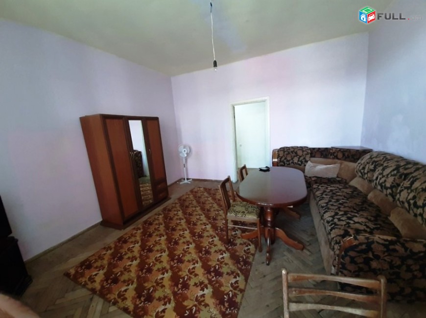 2 սենյականոց բնակարան Բագրատունյաց պողոտայում, 65 ք.մ., նախավերջին հարկ, քարե շենք