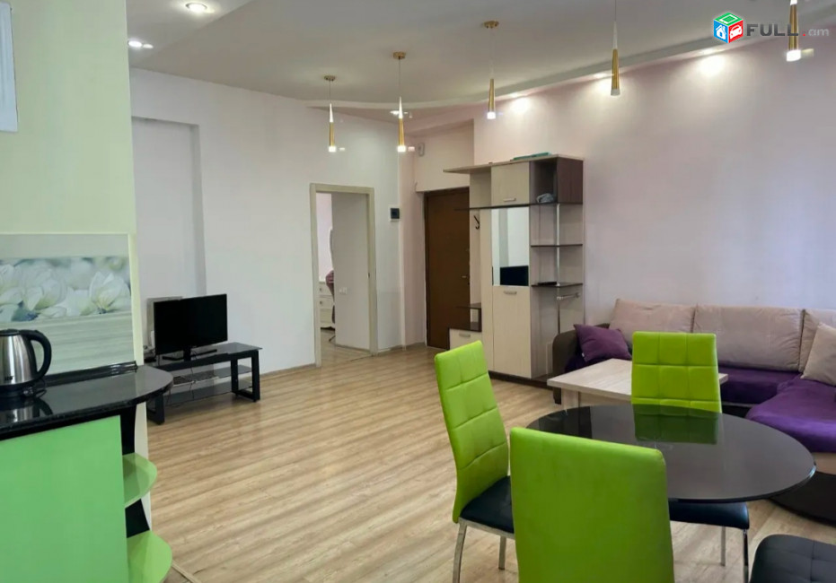 Օրավարձով 2 սենյականոց բնակարան Բաղրամյան պողոտայում