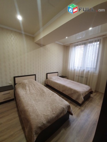 2 (ձևափոխած 3-ի) սենյականոց բնակարան Հին Երևանցու փողոցում (Լալայանց)
