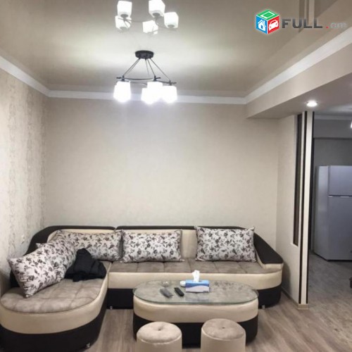 2 (ձևափոխած 3-ի) սենյականոց բնակարան Հին Երևանցու փողոցում (Լալայանց)