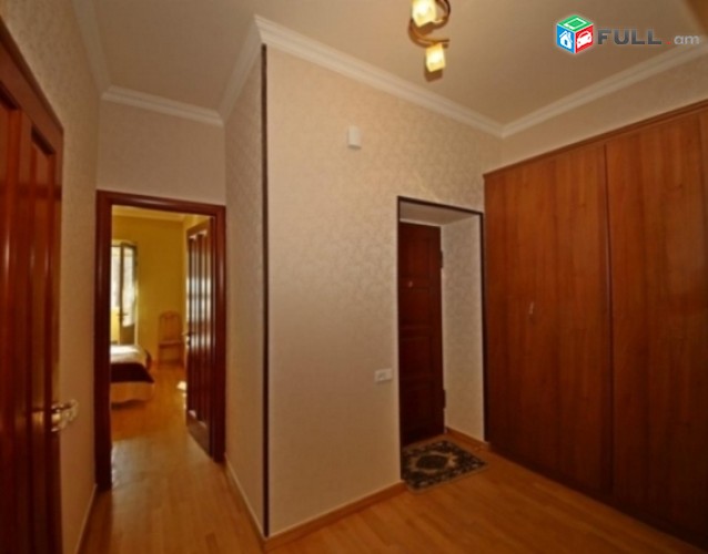 2 (ձևափոխած 3-ի) սենյականոց բնակարան Սայաթ-Նովայի պողոտայում