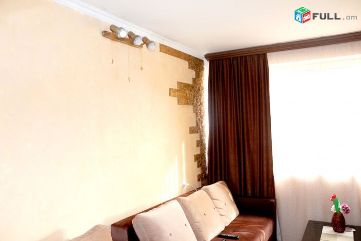 Նորոգված 2 սենյականոց բնակարան Արաբկիրում, Քարե շենք Կոդ 3+22118
