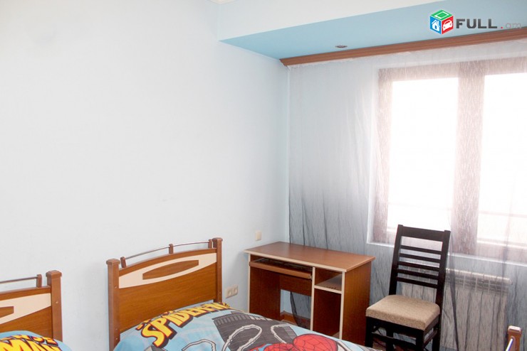 Վերանորոգված 3 սենյականոց բնակարան Ավանում Կոդ 5+33612