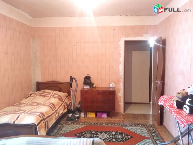 Վերանորոգված 3 սենյականոց բնակարան, Ն. Նորք 1-ին զ/ծ Կոդ 8+33010