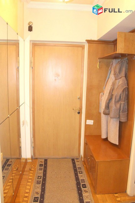Սայաթ - Նովա պող. 1-2 սենյակի ձեւափոխված, վերանորոգված բնակարան Կոդ 5+11717