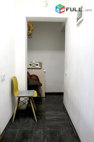 Քարե շենք, կապիտալ վերանորոգված 2-3 սենյակի ձևափոխված բնակարան Արաբկիրում կոդ 5 + 22354